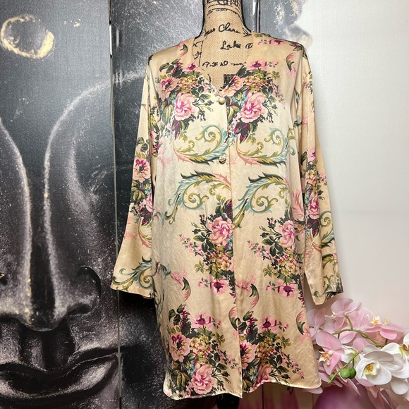 Victoria's Secret | Intimates & Sleepwear | Silk Victorias Secret Gold ...